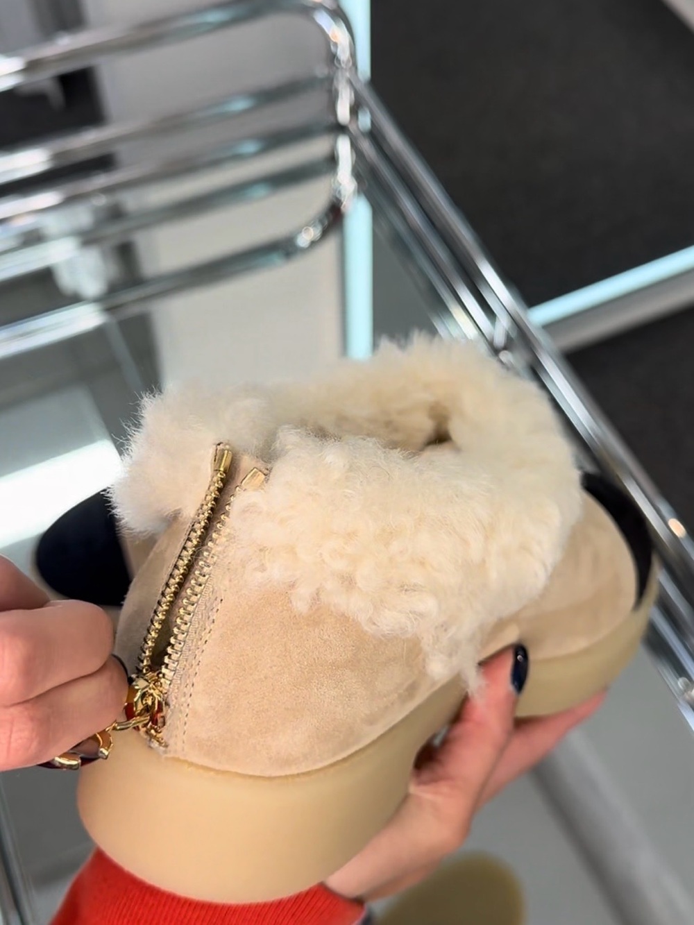 Chanel shearling suede Short Boots - Picture 4 of 13